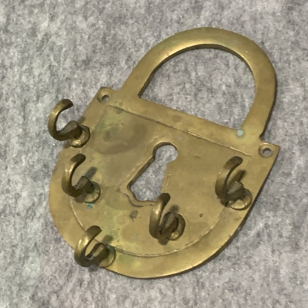 Vintage Brass Lock-shaped Key Holder for Wall Mini Hooks/Holders - Picture 2 of 7